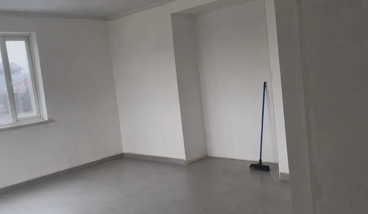Geräumtes Haus, besenrein zur Übergabe