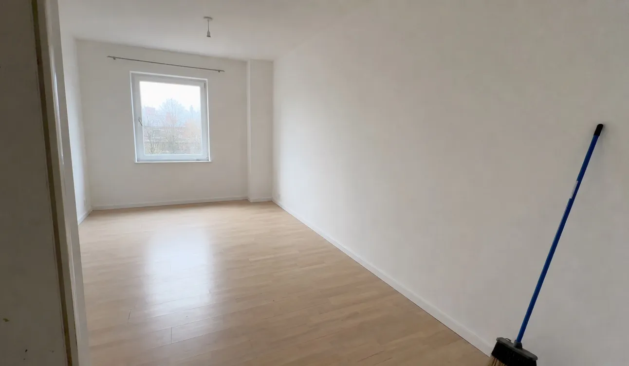 Aufgelöster Haushalt in Bezirk Mödling, besenrein zur Übergabe