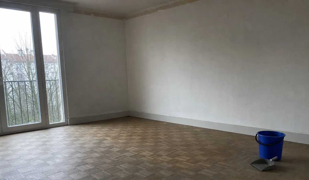 Geräumte Wohnung, besenrein zur Übergabe