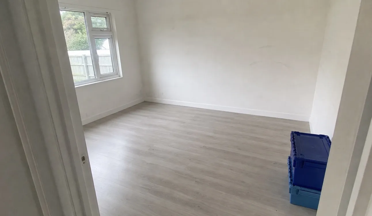 Geräumte Wohnung, besenrein zur Übergabe