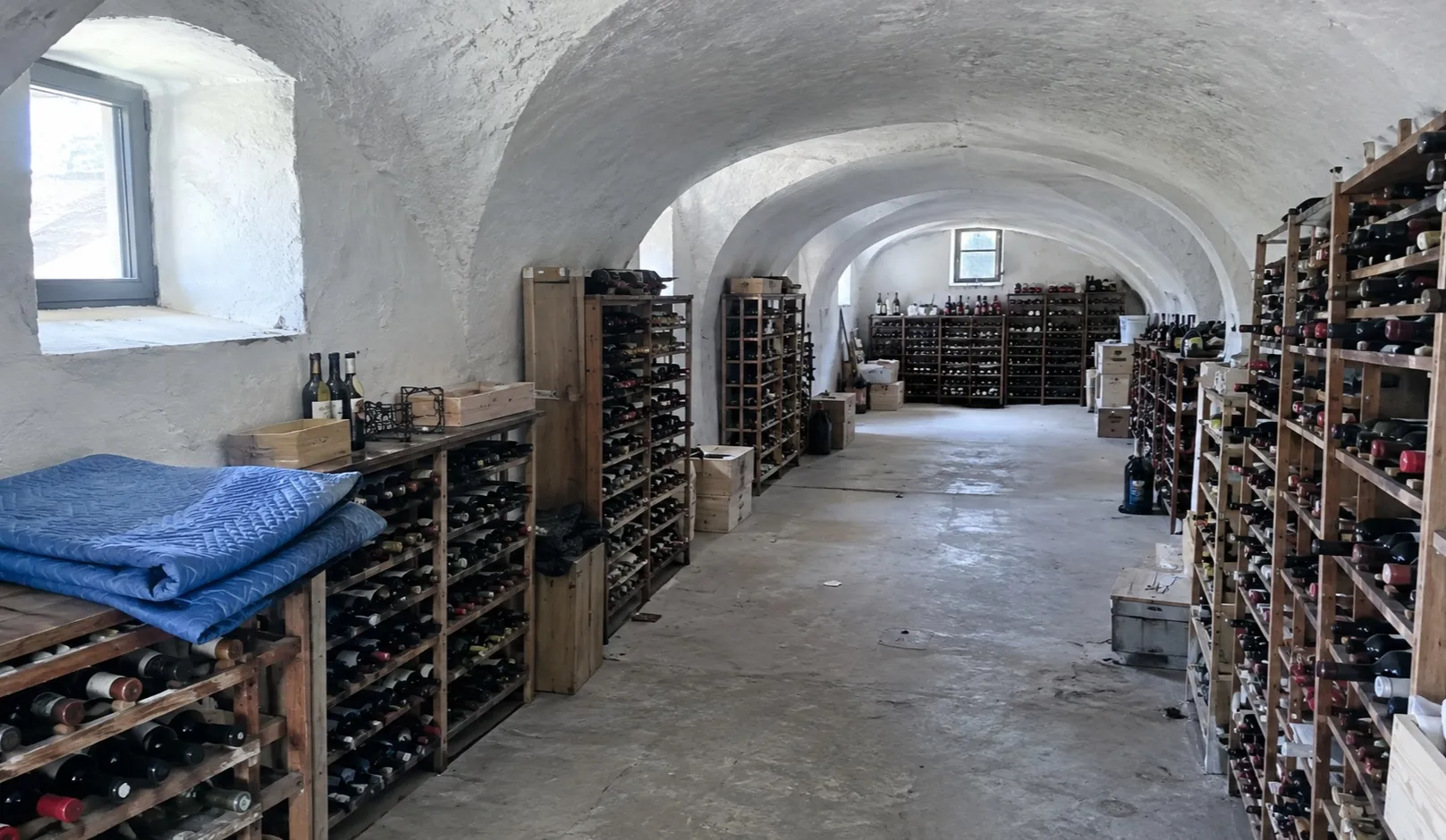 Geräumter Keller, besenrein übergeben