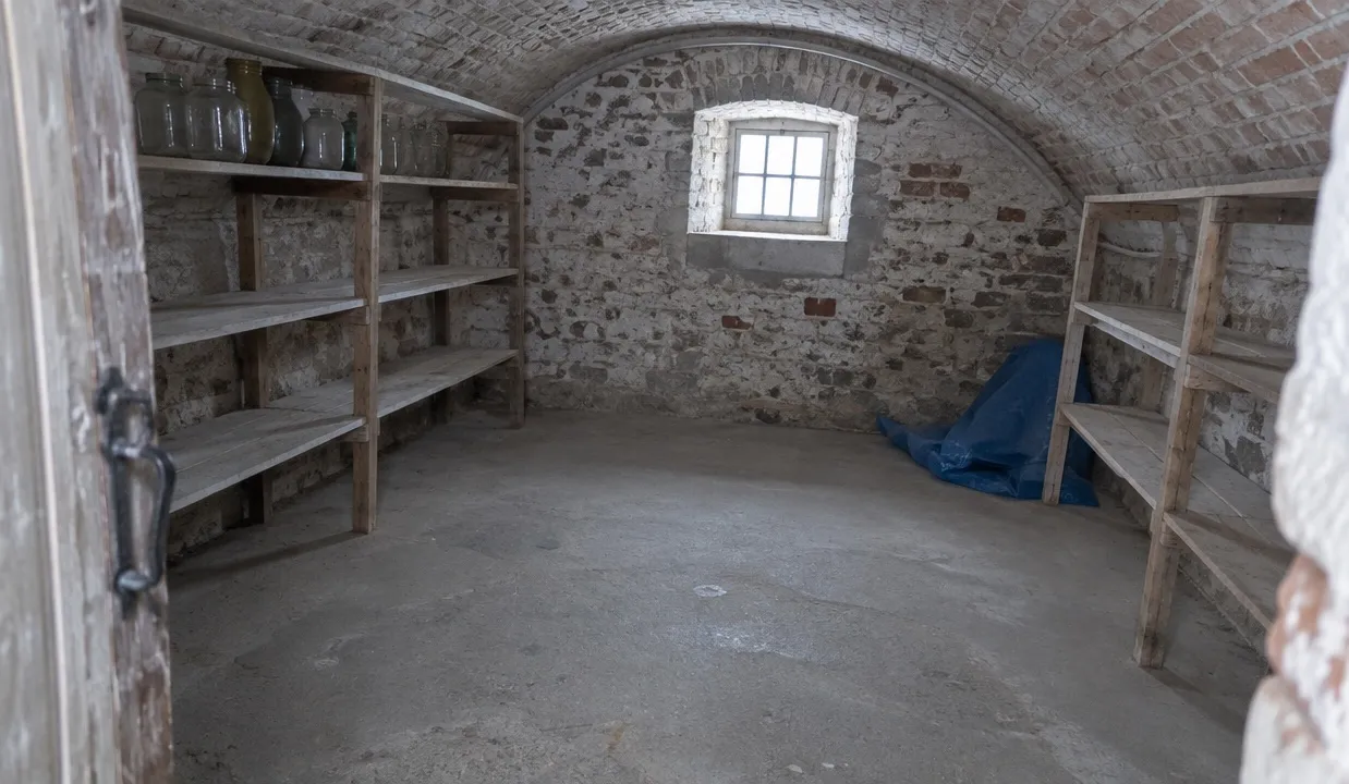 Geräumter Keller, besenrein übergeben im Bezirk Hollabrunn