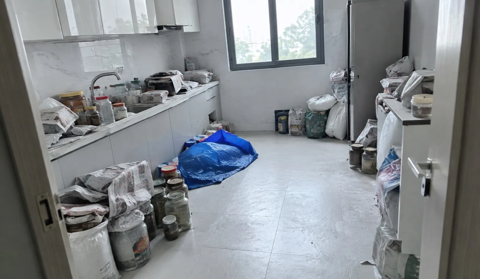 Geräumter Wohnraum nach einer Messie-Räumung im Bezirk Hollabrunn