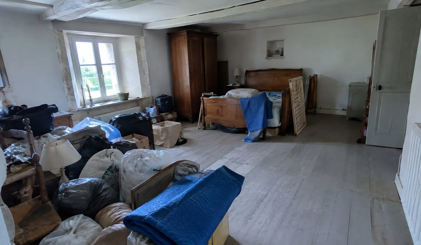 Geräumter Wohnraum nach einer Messie-Räumung