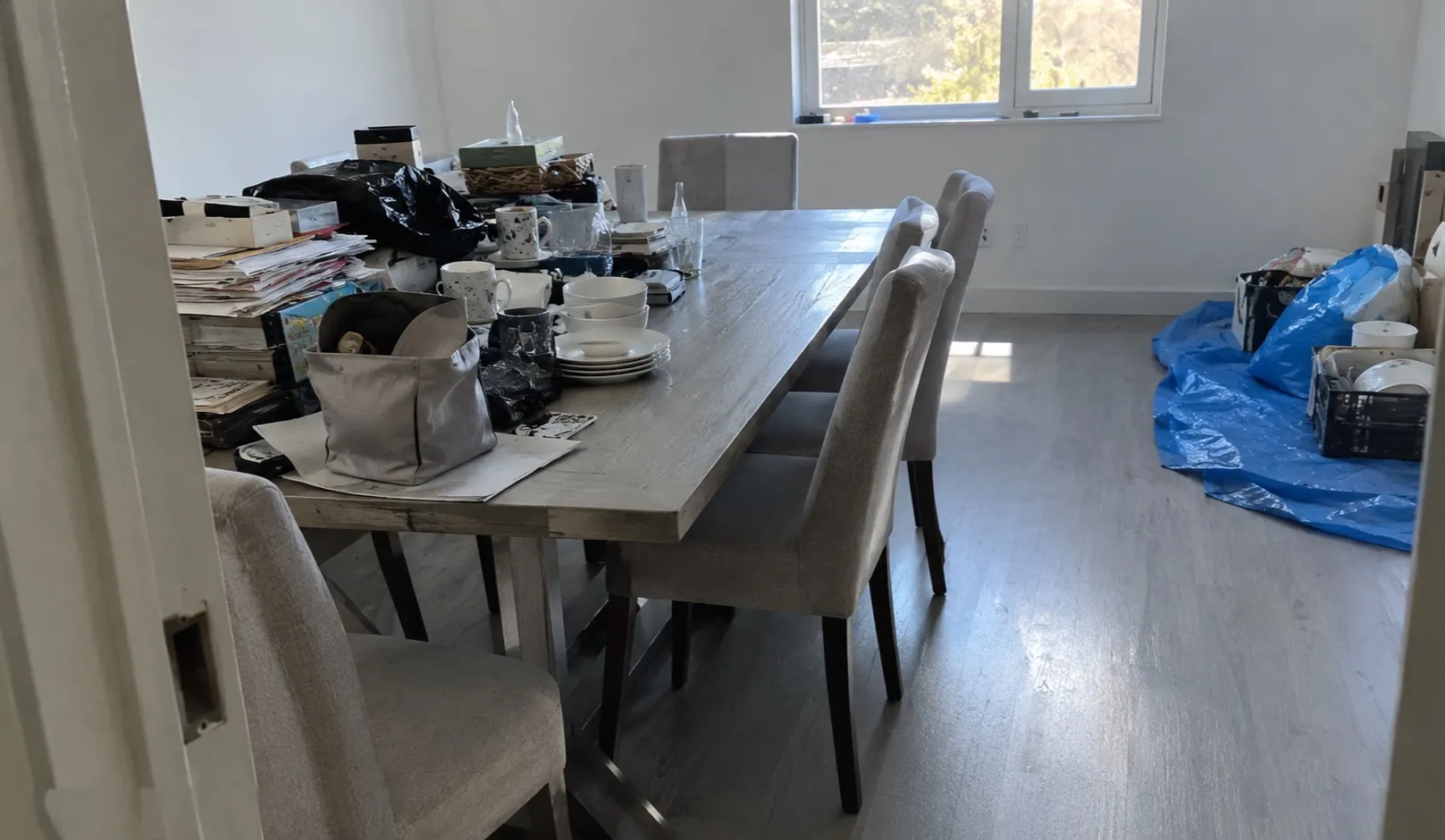 Geräumter Wohnraum nach einer Messie-Räumung