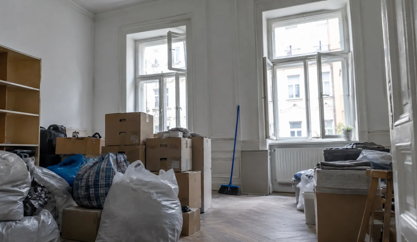 Geräumter Wohnraum nach einer Messie-Räumung im 1. Wiener Gemeindebezirk