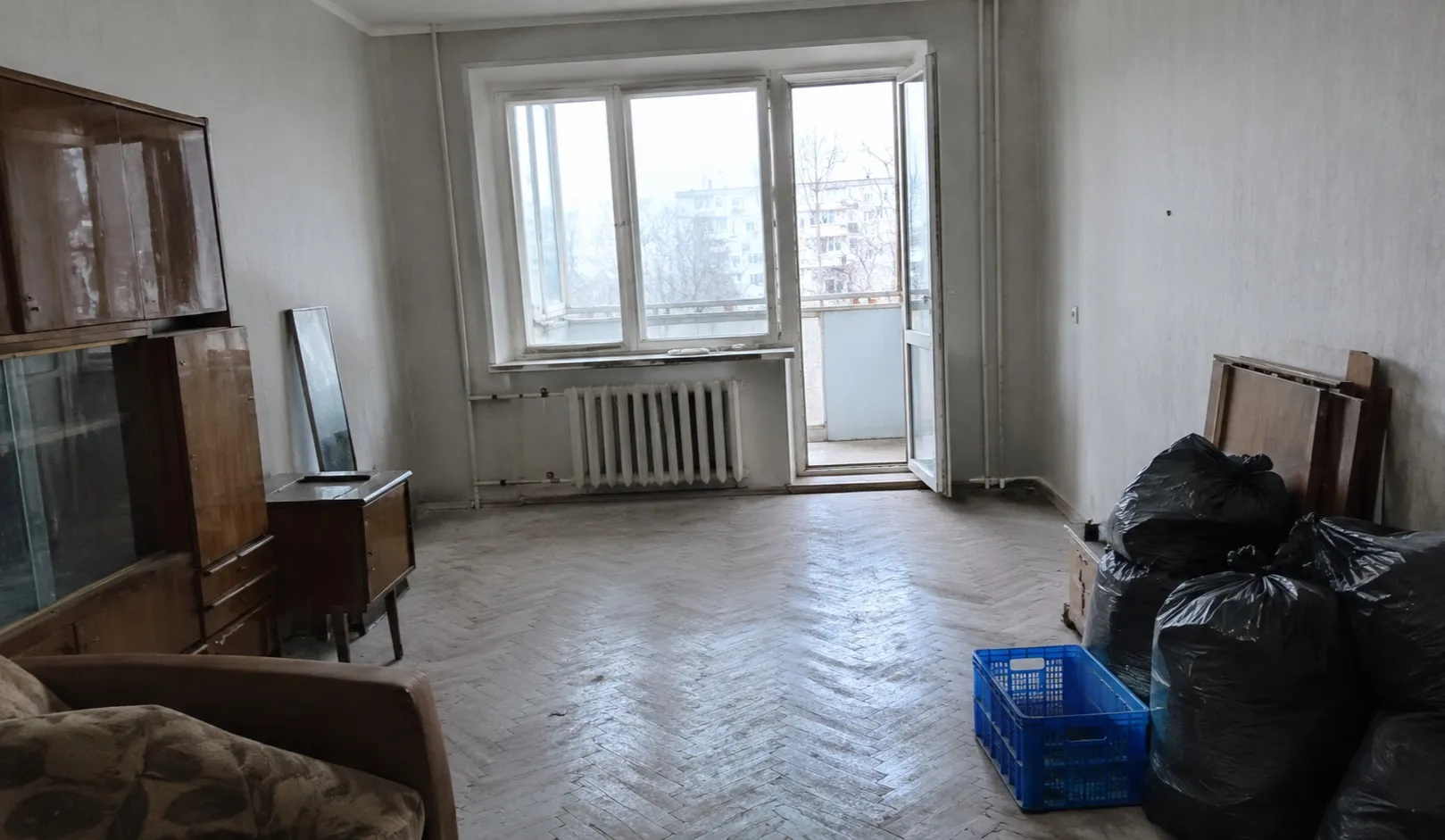 Geräumter Wohnraum nach einer Messie-Räumung im 12. Wiener Gemeindebezirk