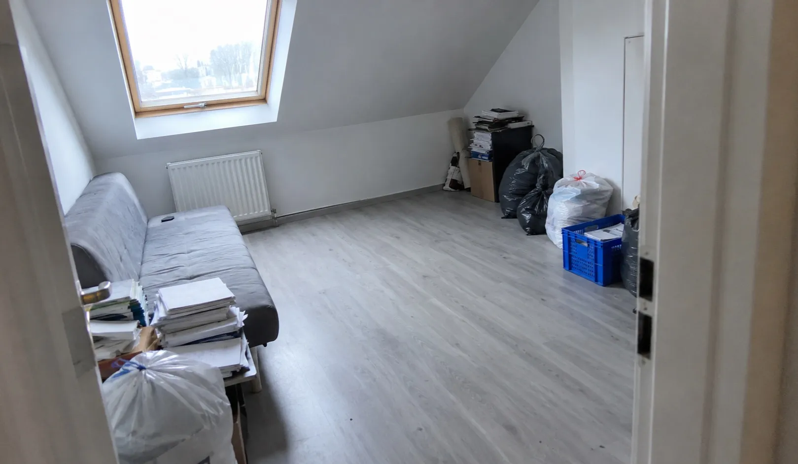 Geräumter Wohnraum nach einer Messie-Räumung