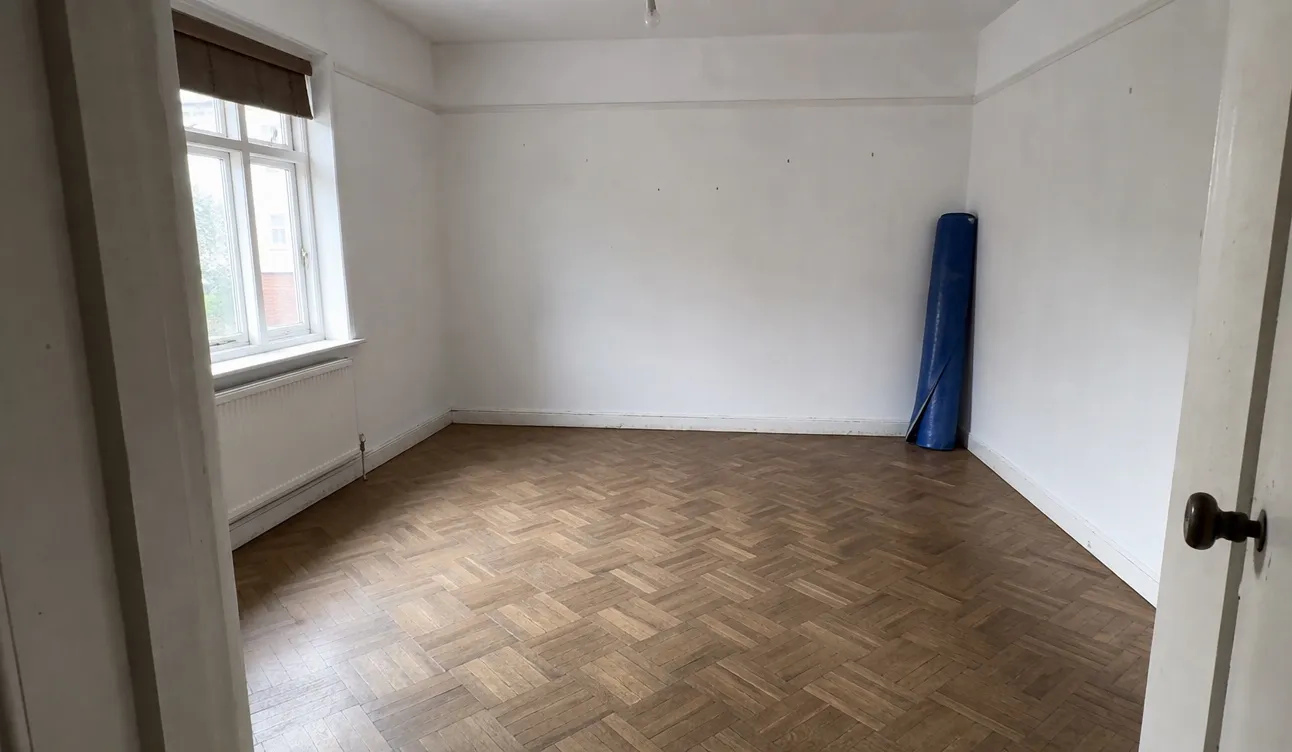 Besenrein übergebenes Haus nach einer Verlassenschaftsräumung in Wiener Neustadt und WN-Land