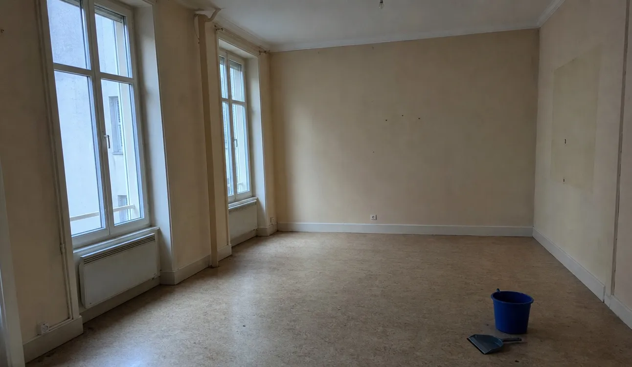 Geräumte Wohnung, besenrein zur Übergabe