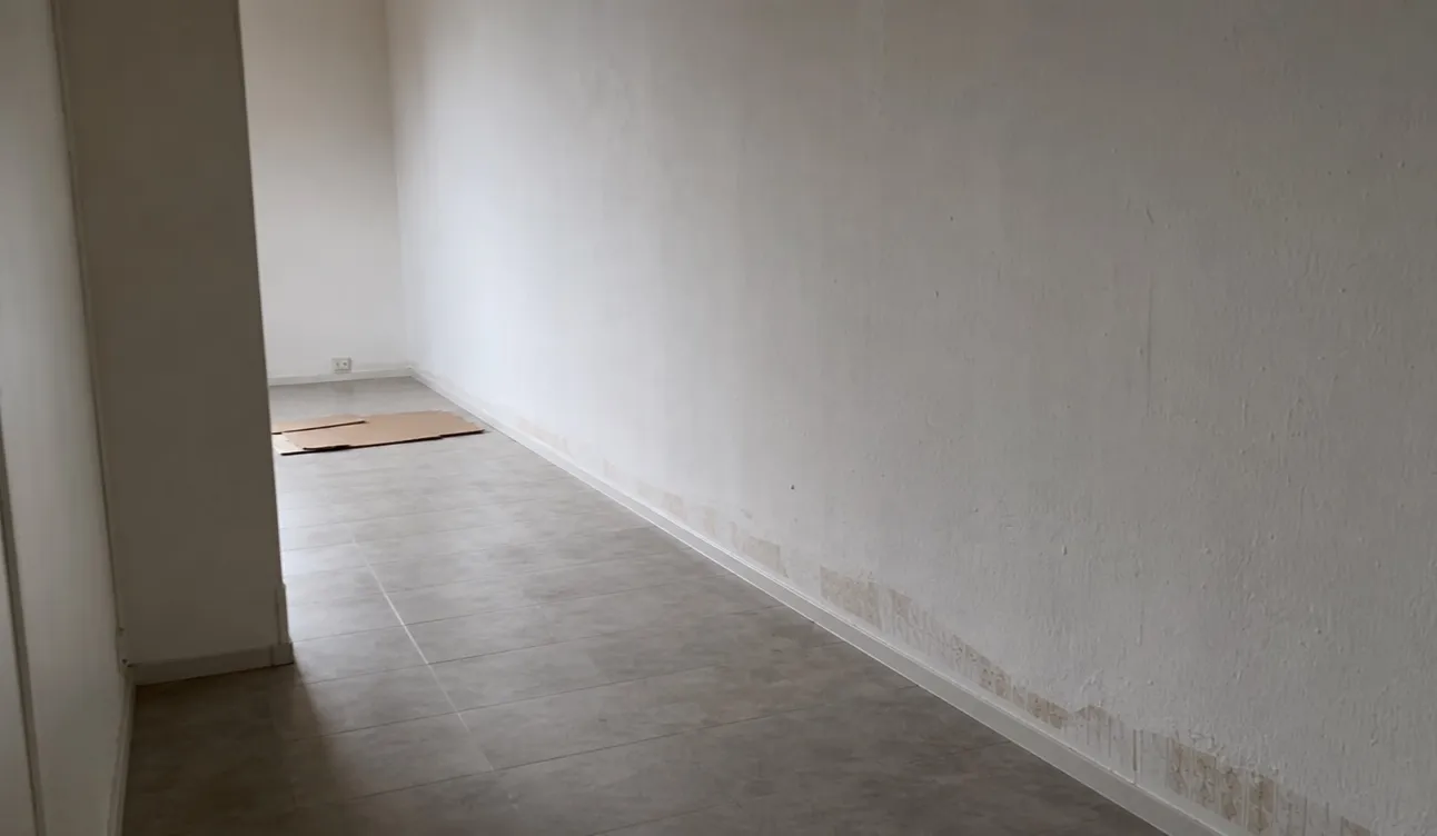 Geräumte Wohnung, besenrein zur Übergabe