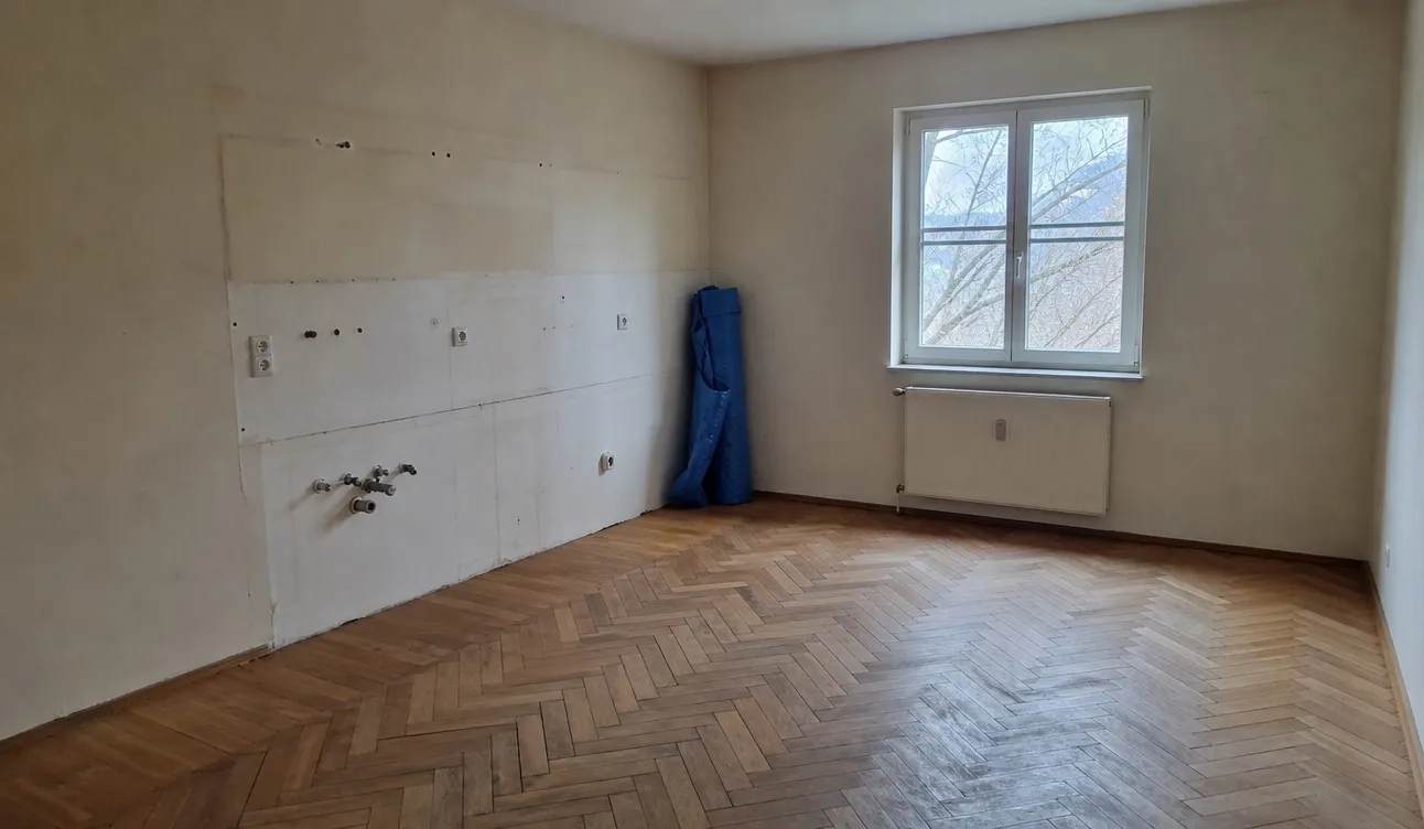 Geräumte Wohnung in Bezirk Neunkirchen, besenrein zur Übergabe