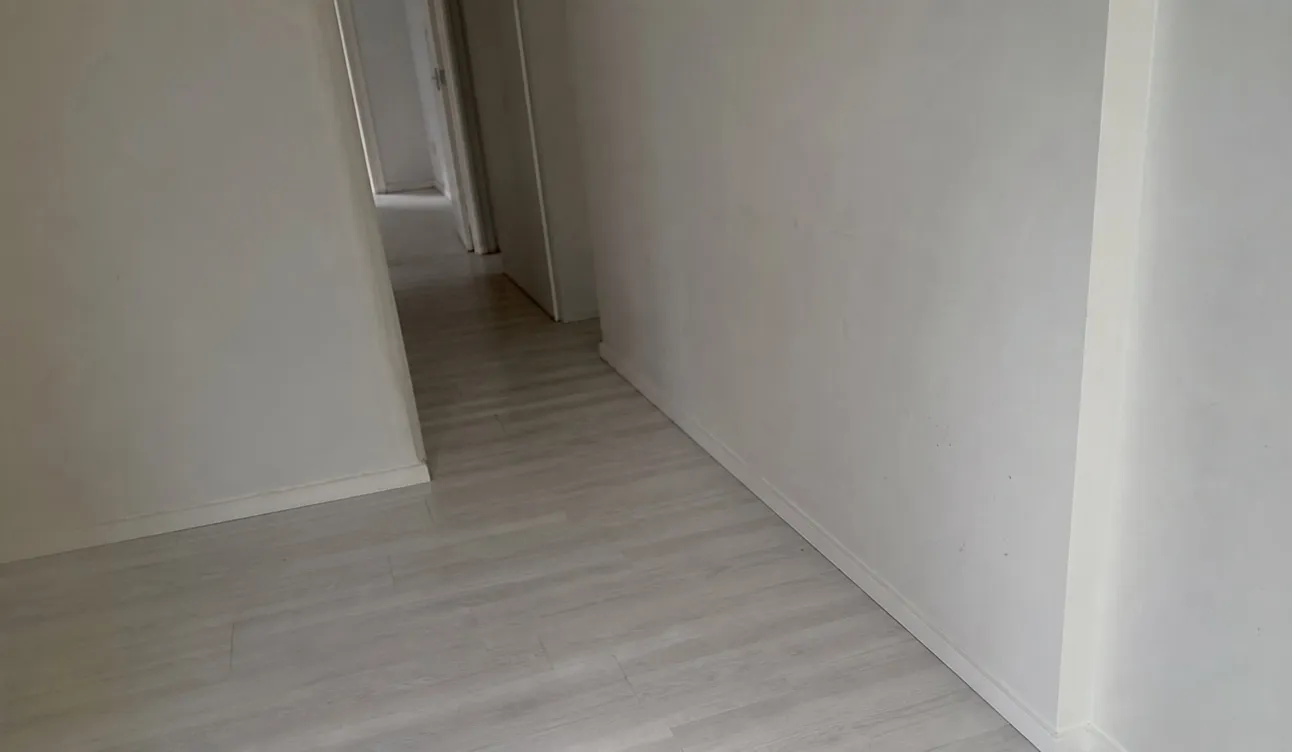 Geräumte Wohnung, besenrein zur Übergabe
