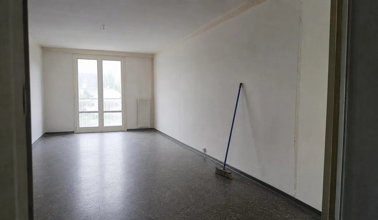 Geräumte Wohnung, besenrein zur Übergabe