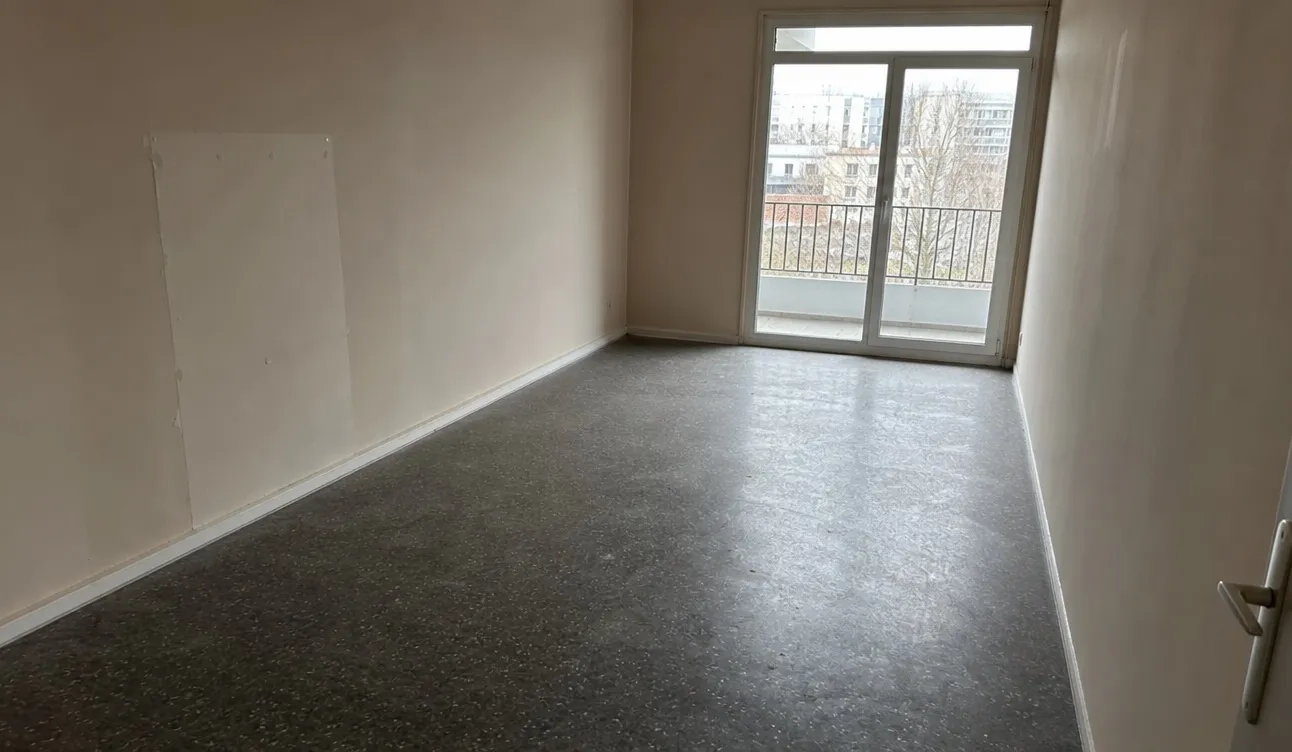 Geräumte Wohnung, besenrein zur Übergabe