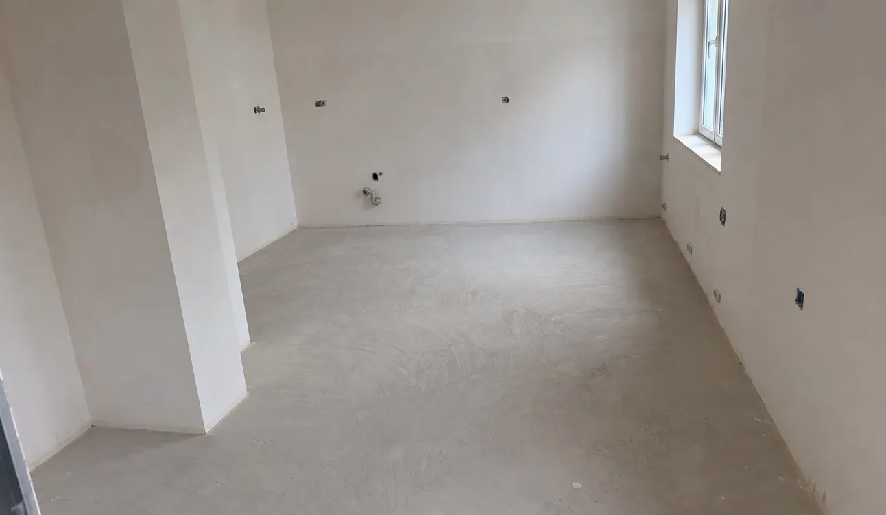 Geräumte Wohnung, besenrein zur Übergabe